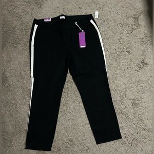 Old Navy Diva skinny ankle pant sz 28, black with white stripe at sides
